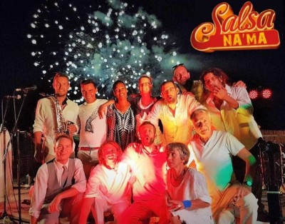 Salsa Na'ma en concert à Paese di Lava